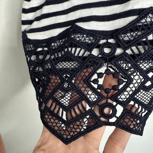 Chicos Knit Top Tee Size XL Navy White Stripe Slub Lace Hem Nautical - Picture 5 of 10